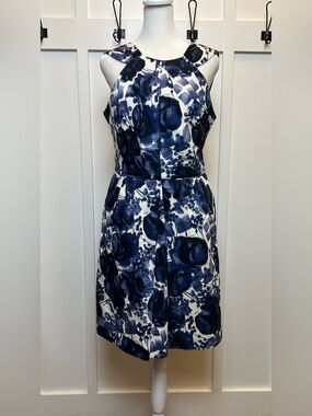 Milly of NY Floral Blue White Midi Dress Size 8 Designer Mod Shift Luxury Money